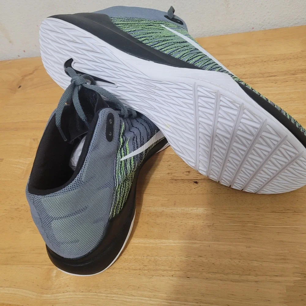 Nike Zoom Ascension Men 14 Wolf Grey Volt Green Basketball Shoes 832234-004 NWOT